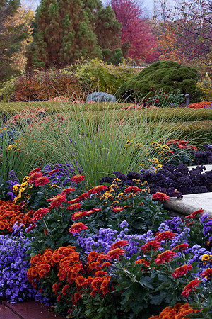 Circle Garden in Fall