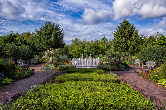 Circle Garden in Late Summer