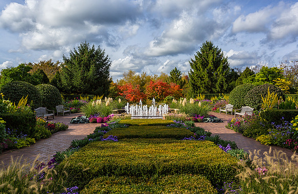 Circle Garden in Fall